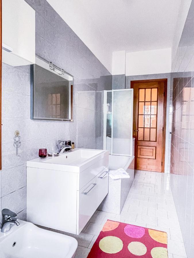 Myhouse Inn Paradiso - Affitti Brevi Italia トリノ エクステリア 写真